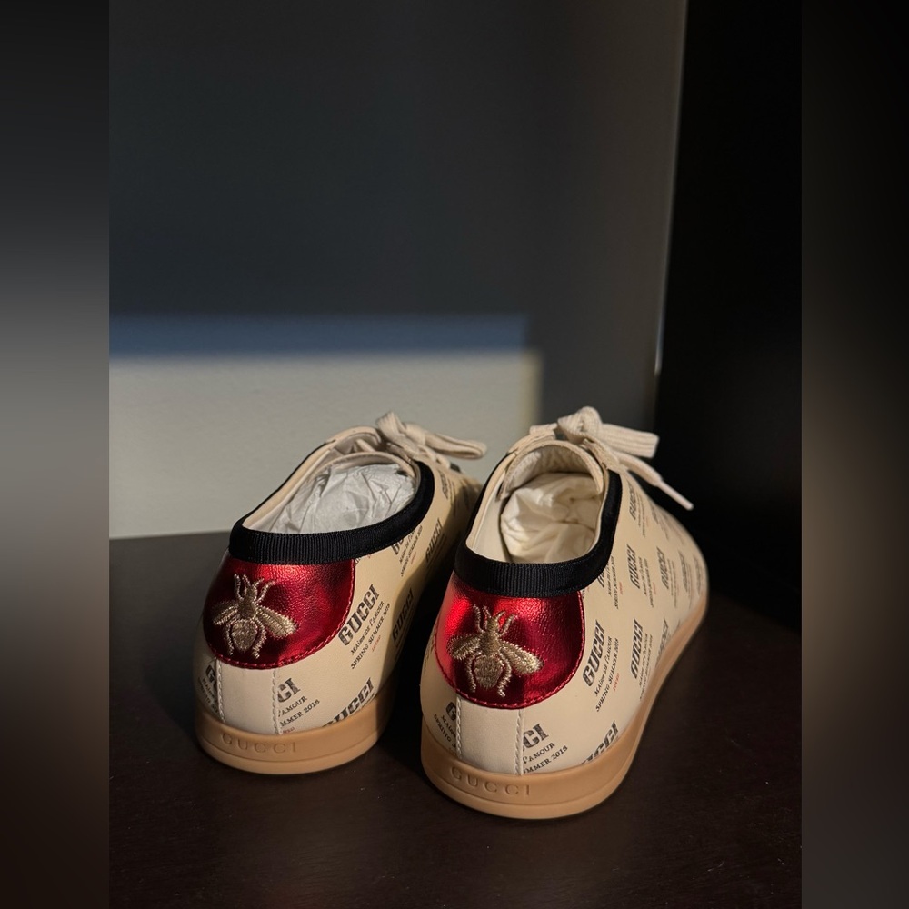 Gucci Falacer Invite Print Beige Leather Sneakers with dust bags - Picture 2 of 5